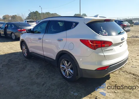 2013 Hyundai Santa Fe Sport 2.0T z USA, uszkodzony, nr VIN 5XYZU3LA5DG076833
